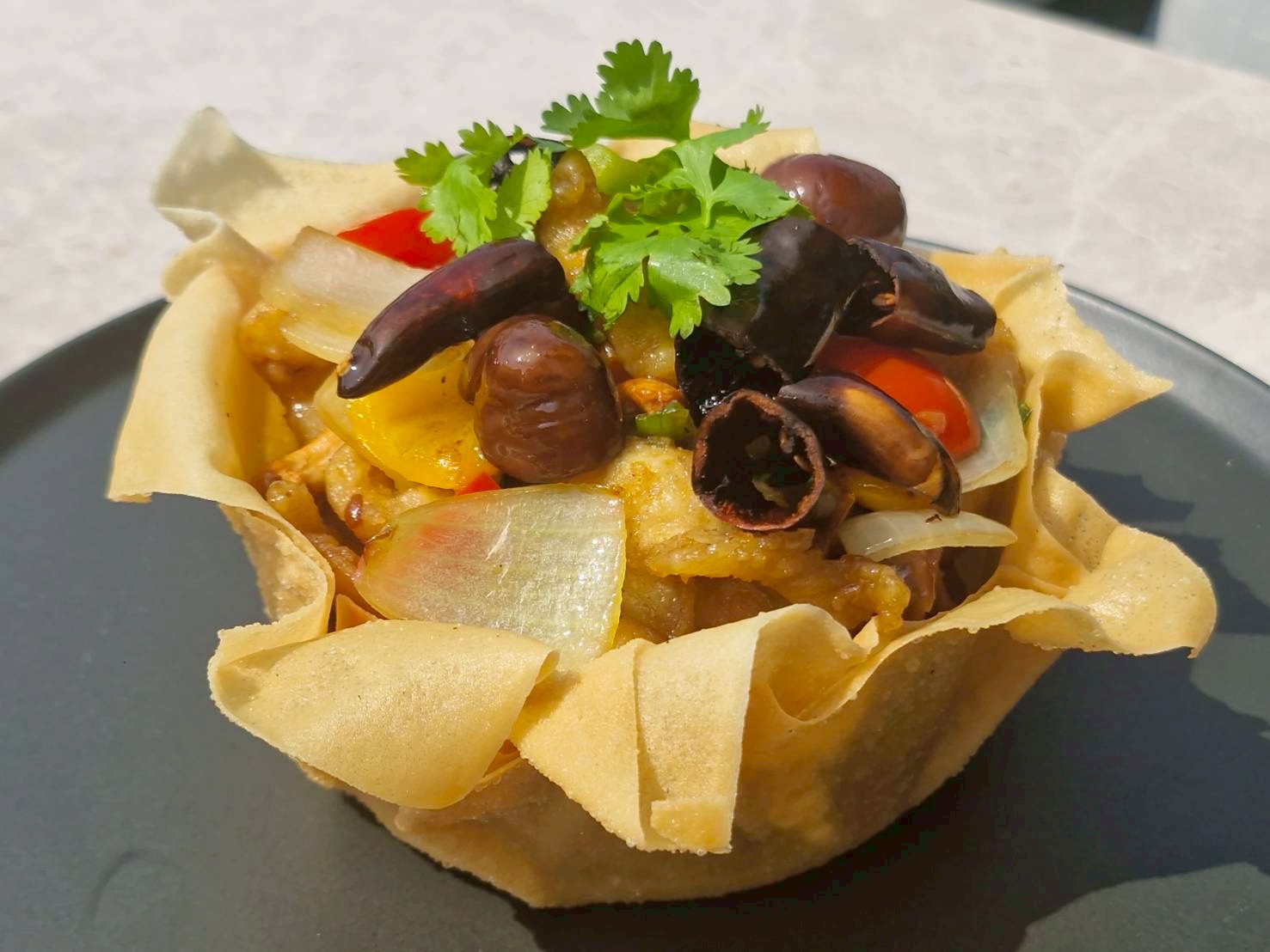 Gai Phad Med Mamuang